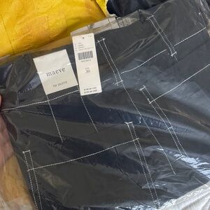 Maeve navy crop pant with Contrasting White Stitching size 30 NWT in bag